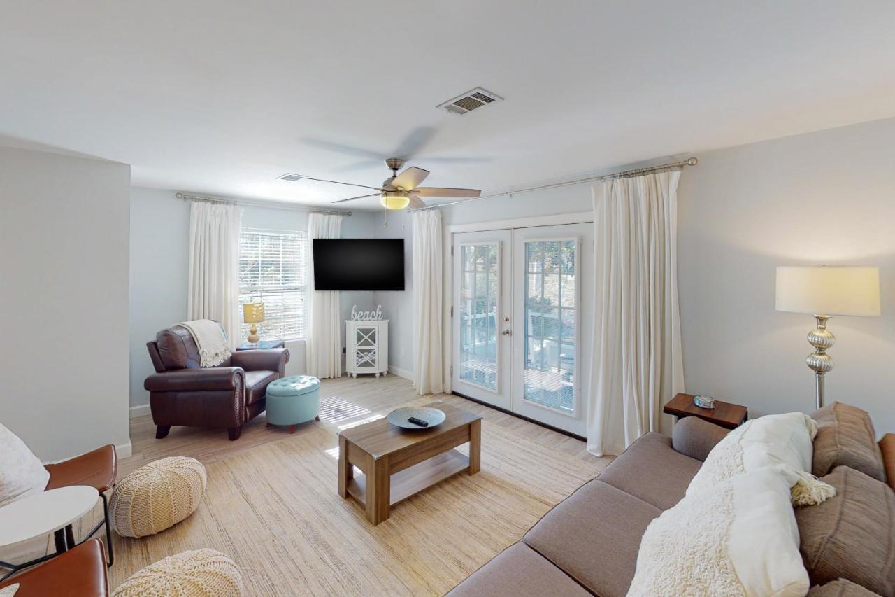 Summer Lake Townhomes 1 デスティン エクステリア 写真